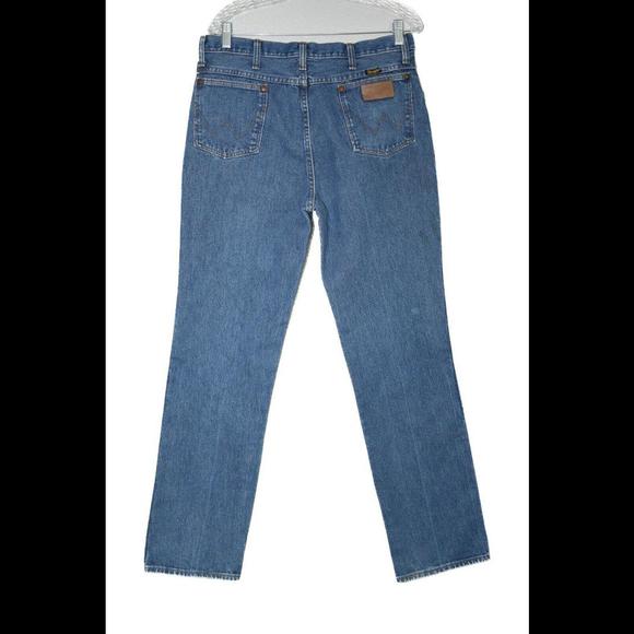 Wrangler Mens Jeans Blue Denim Cotton Straight Medium Wash Zip Mid Rise Size 35 - Picture 3 of 5